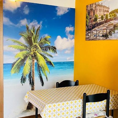 Palm Beach - Your Private And Complete Apartment In Desenzano Del Garda Ngoại thất bức ảnh